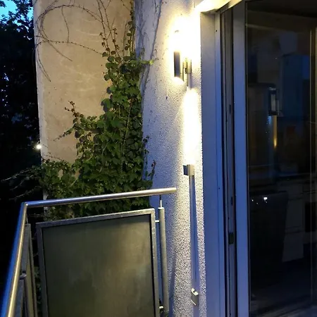 Ferienhaus - Am Kuetertor - Alle Apartments Mit Terrasse Oder Balkon - Preis Inclusive 5 Prozent Bettensteuer Stralsund Buitenkant foto