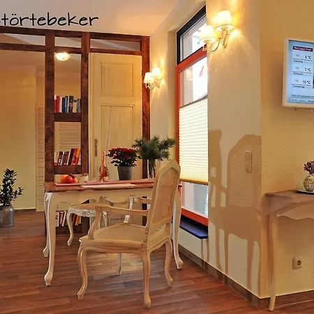 Ferienhaus - Am Kuetertor - Alle Apartments Mit Terrasse Oder Balkon - Preis Inclusive 5 Prozent Bettensteuer Stralsund Buitenkant foto