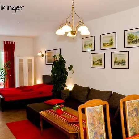 Ferienhaus - Am Kuetertor - Alle Apartments Mit Terrasse Oder Balkon - Preis Inclusive 5 Prozent Bettensteuer Stralsund Buitenkant foto