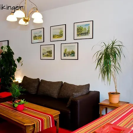 Ferienhaus - Am Kuetertor - Alle Apartments Mit Terrasse Oder Balkon - Preis Inclusive 5 Prozent Bettensteuer Stralsund Buitenkant foto