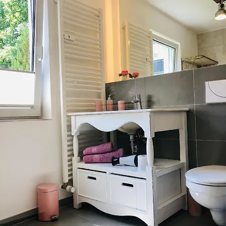 Ferienhaus - Am Kuetertor - Alle Apartments Mit Terrasse Oder Balkon - Preis Inclusive 5 Prozent Bettensteuer Stralsund Buitenkant foto